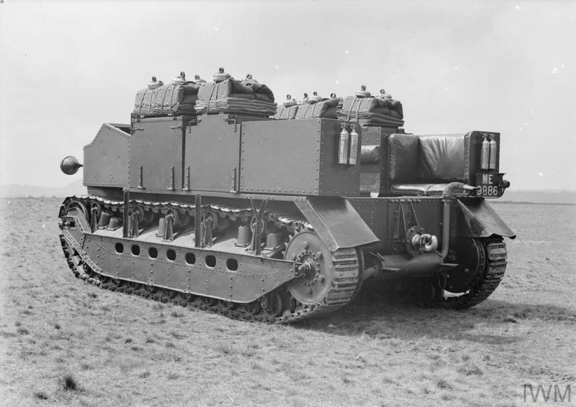 Артиллерийский тягач Виккерс