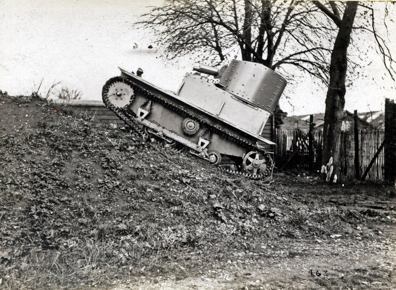 Танкетка Виккерс Карден Ллойд