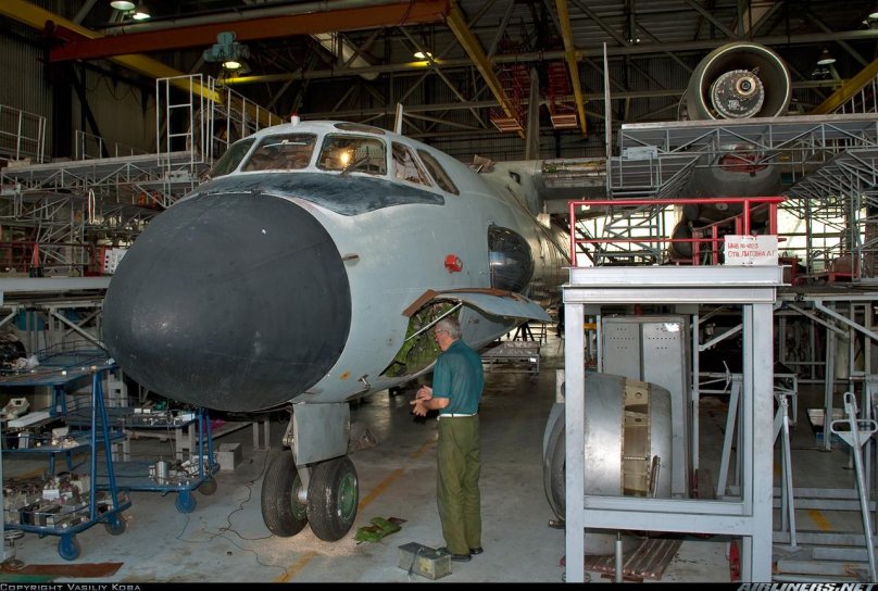 Двигатель АН-32