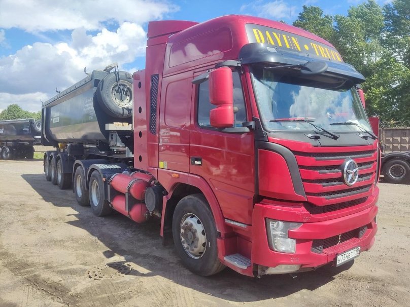 Седельный тягач Dayun CGC 4250 салон