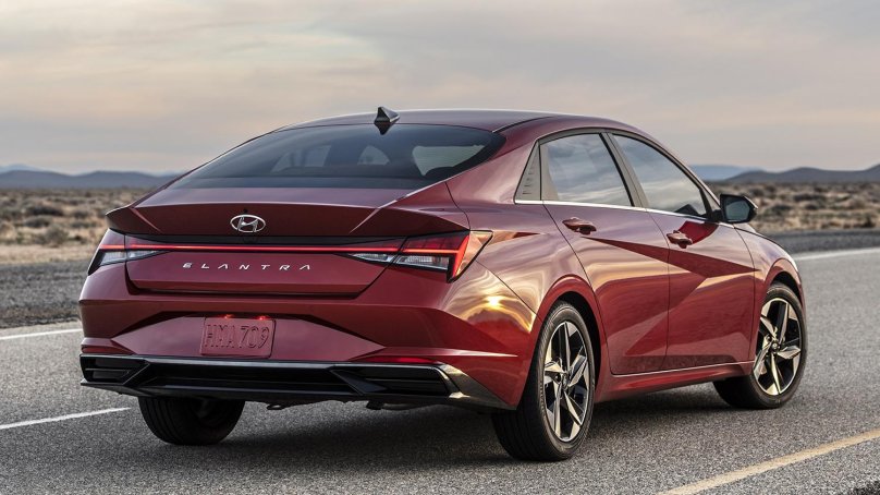 Hyundai Elantra 2021