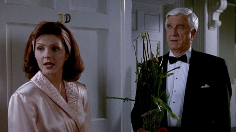 Лесли Нильсен голый пистолет