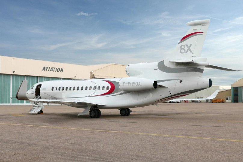 Dassault Falcon 10 самолет