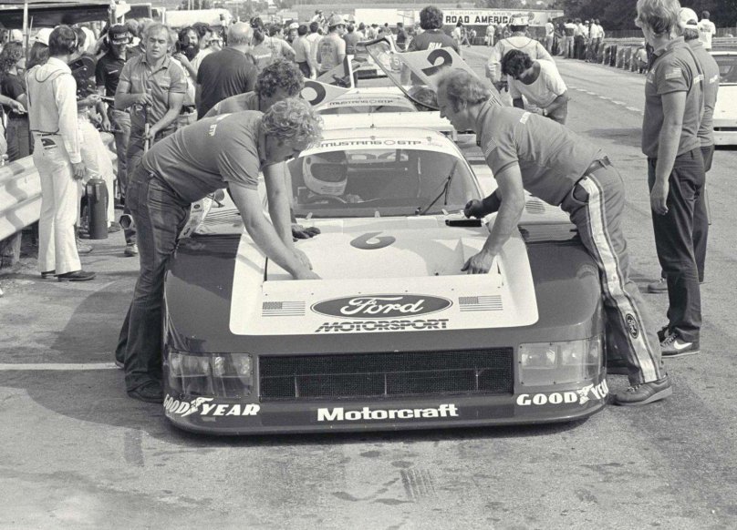 Форд Мустанг 1983