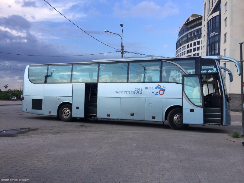 Автобус Golden Dragon xml6129