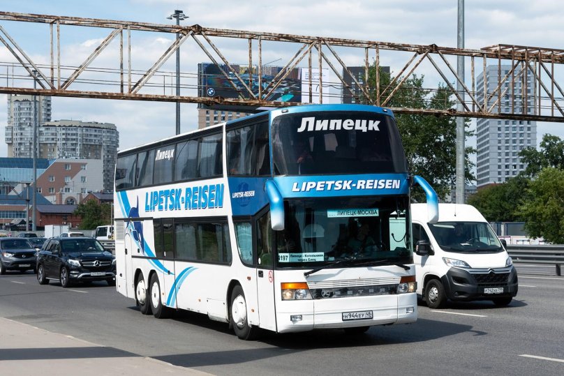 Setra s328dt