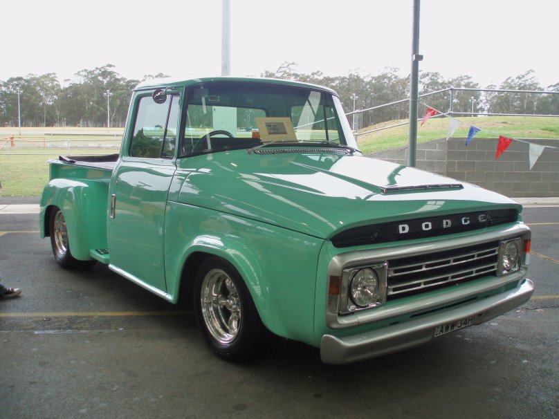 Dodge d 950