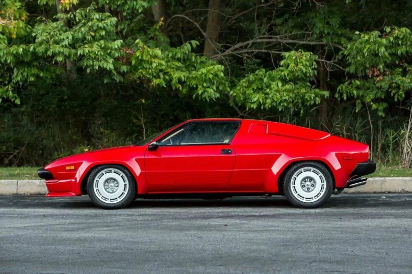 Ламборджини Jalpa