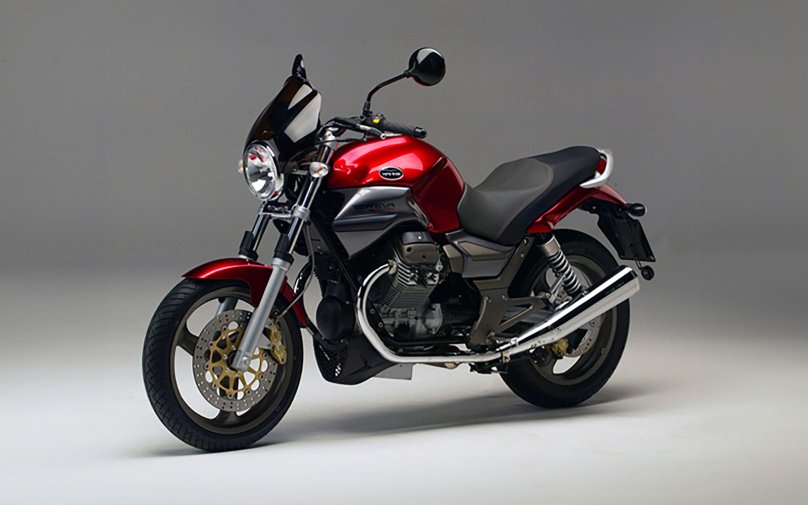 Moto Guzzi Breva