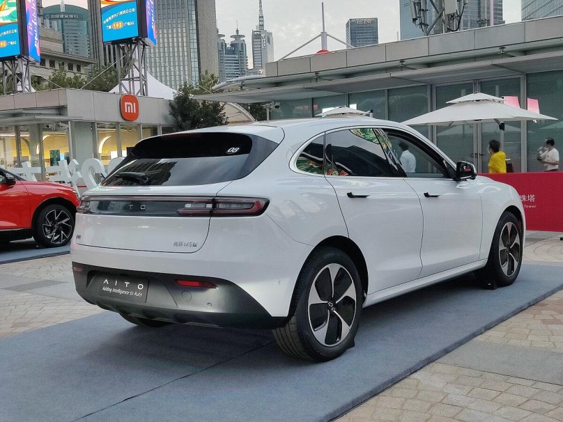 Aito m5 автомобиль