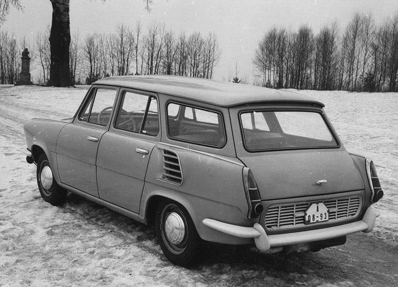Автомобиль Шкода 1000 МВ
