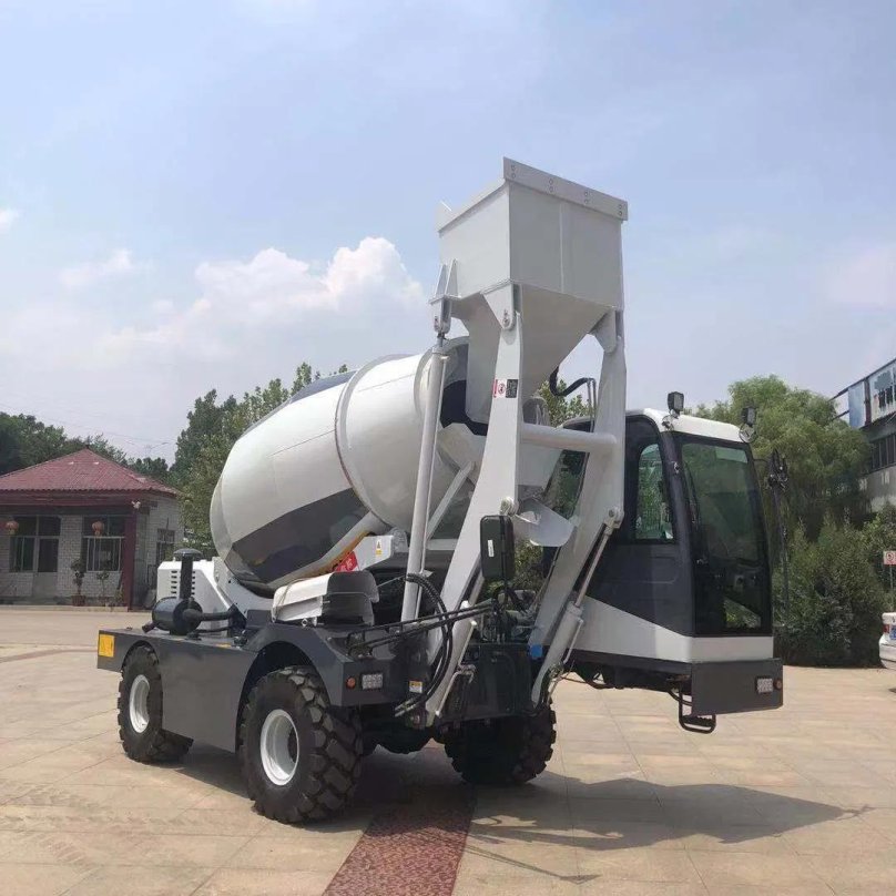 Самозагружающийся бетоносмеситель