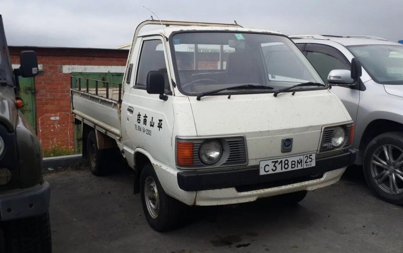 Daihatsu Delta 750