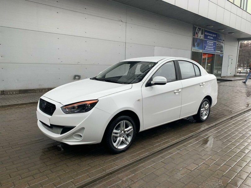 Машина FAW Oley