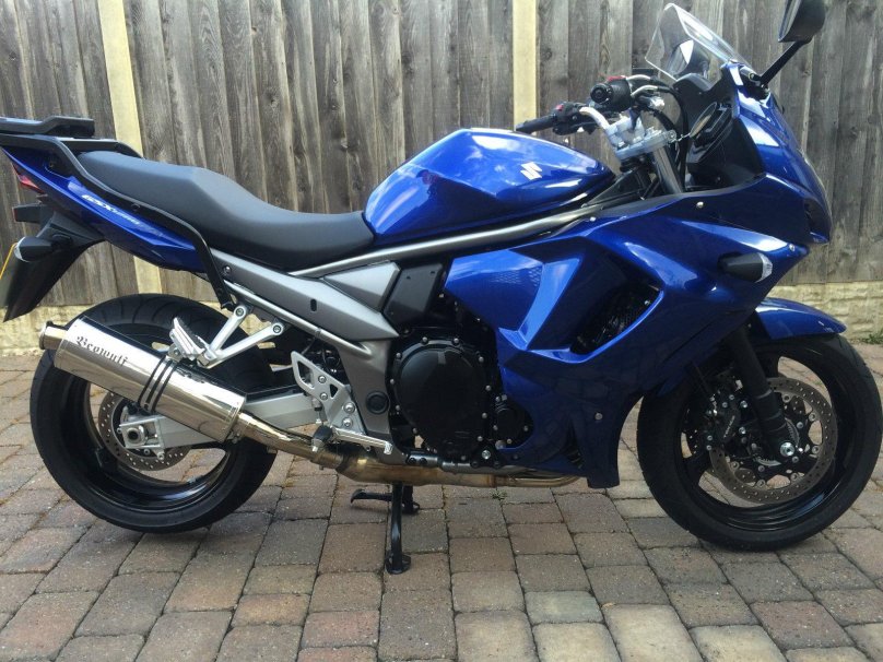 Сузуки GSX 1250