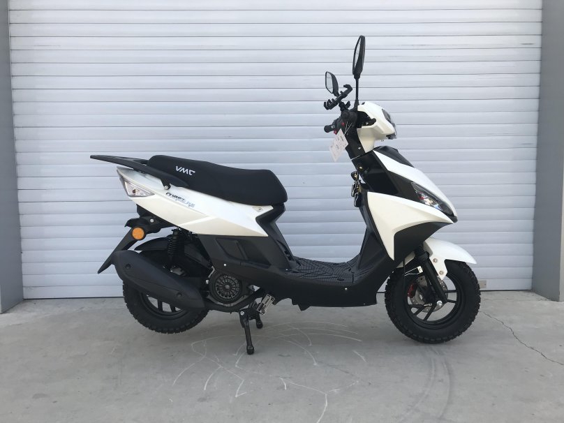 Скутер Венто Корса 150