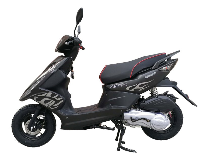 Скутер Венто Корса 150