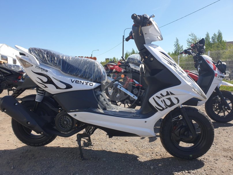 Скутер Vento Corsa 150