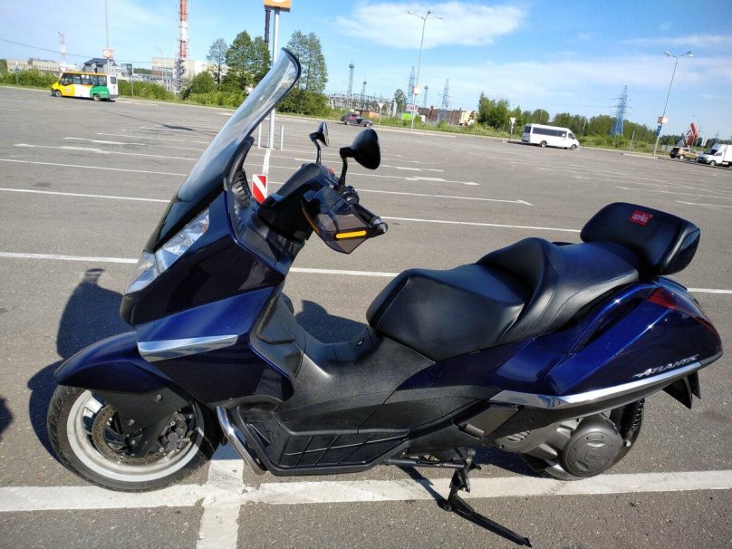 Макси скутер Априлия 250