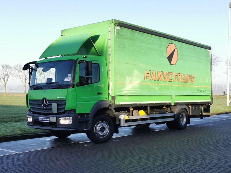 Мерседес Бенц Atego 1523