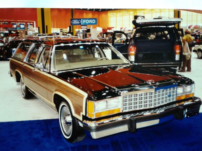 Ford Ltd Country Squire 1987