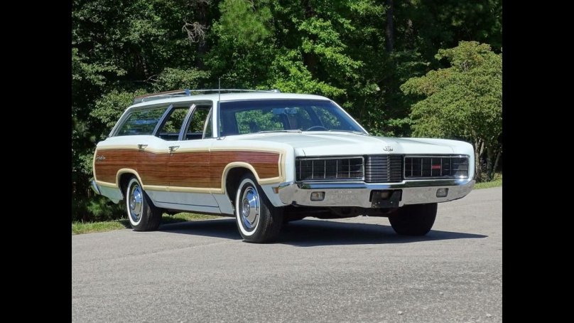 Ford Ltd Country Squire