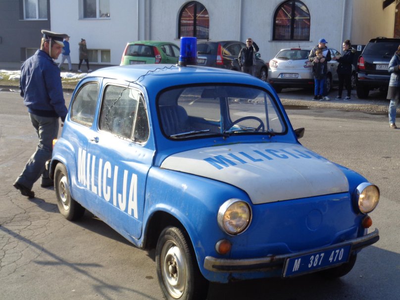 Застава 750 автомобиль