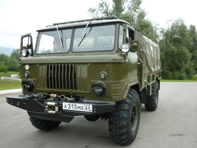 ГАЗ 66 военный
