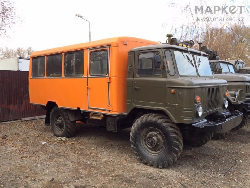 ГАЗ 66 вахтовый автобус