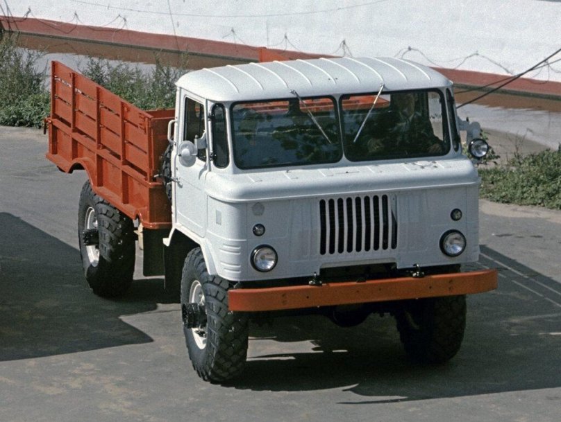 ГАЗ 66 тягач