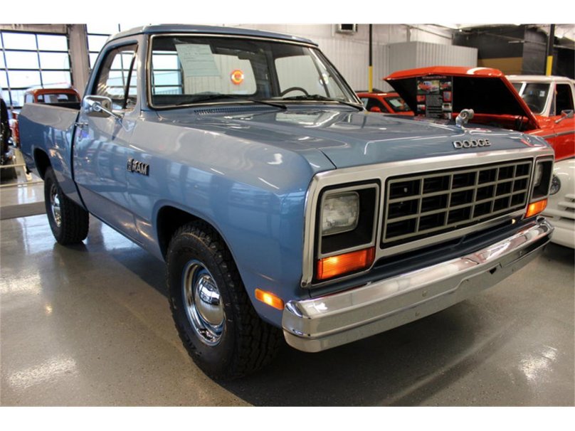 Dodge d100 87