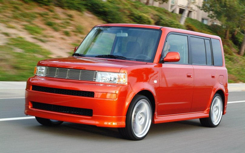 Scion XB 2004