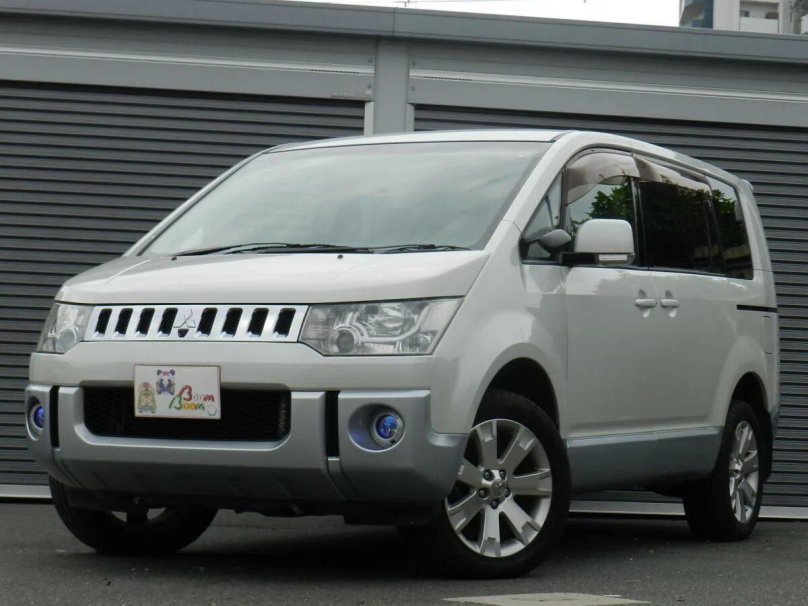 Мицубиси Делика д5