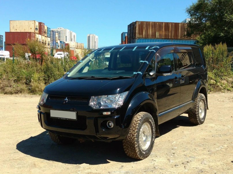 Мицубиси Делика д5