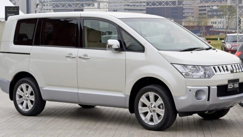 Mitsubishi Delica 2014