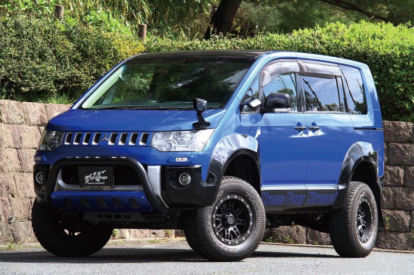 Мицубиси Делика d5