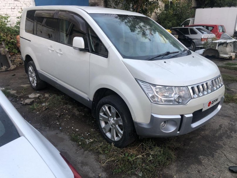 Митсубиси Делика д5