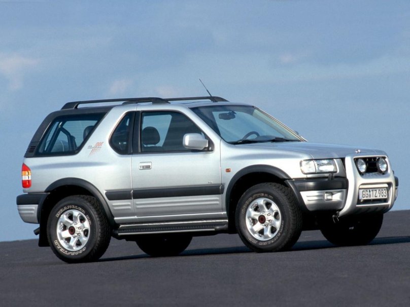 Opel Frontera b Sport