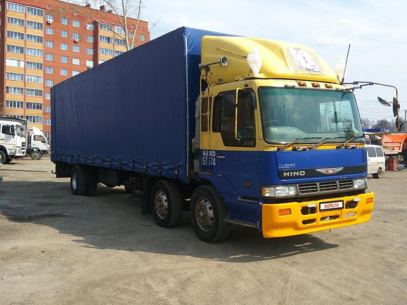 Hino 1993