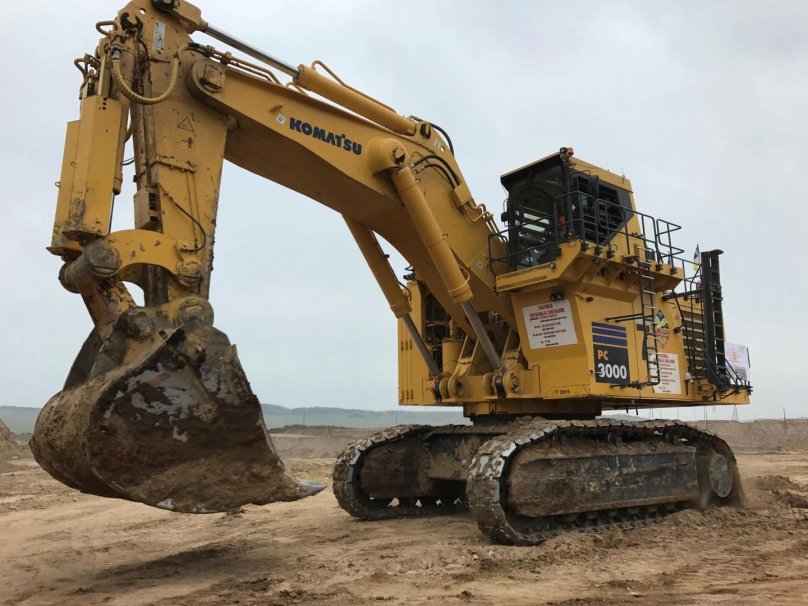Коматсу 3000 экскаватор