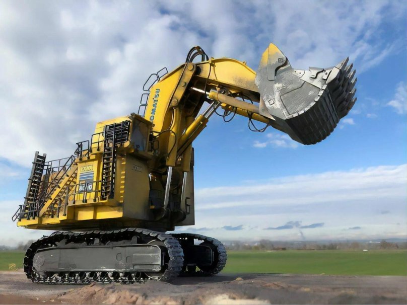 Komatsu pc8000-6