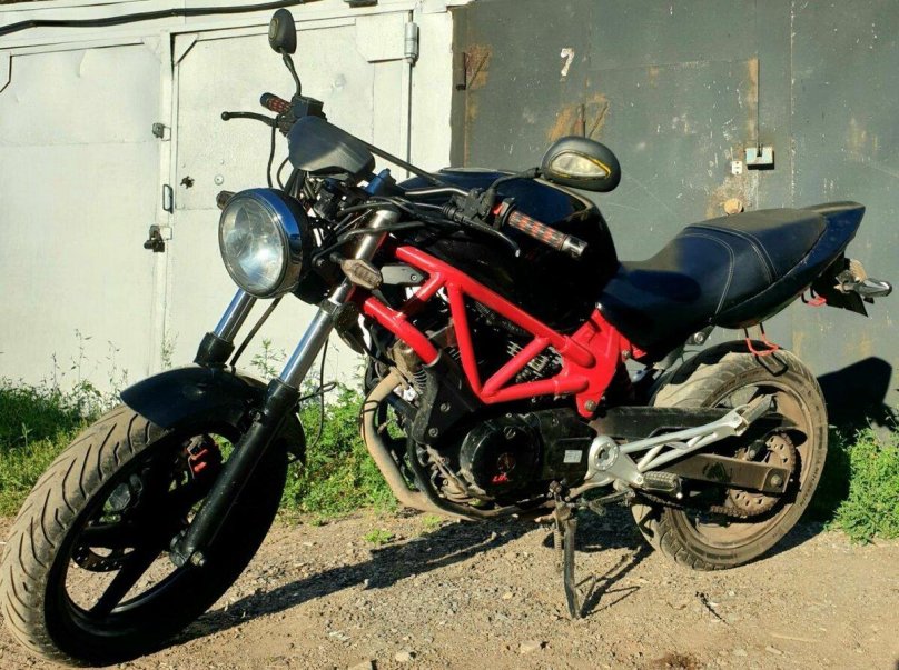 Лифан Дакота 250