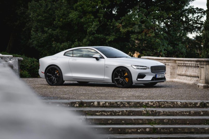 Volvo купе 2020 Polestar