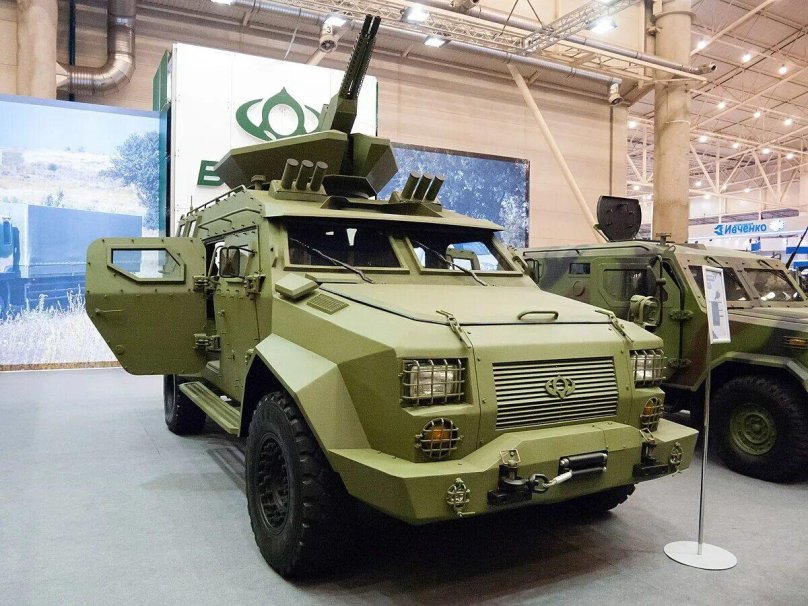 Бронеавтомобиль варта 6х6