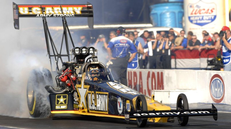 NHRA Драгстер