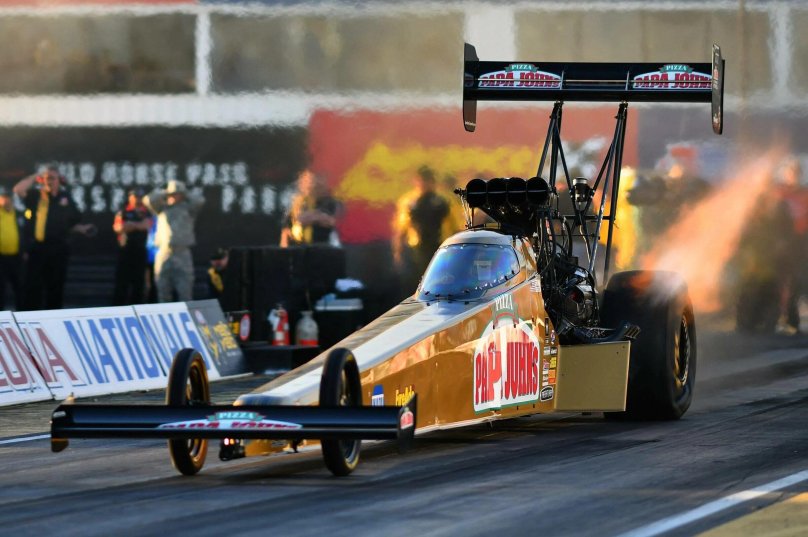 Драгстер Top fuel