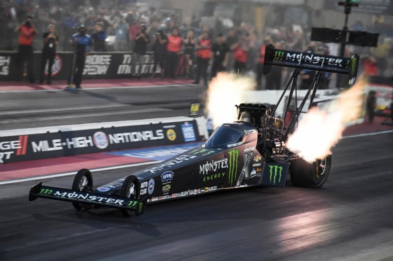 Драгстер Top fuel Monster