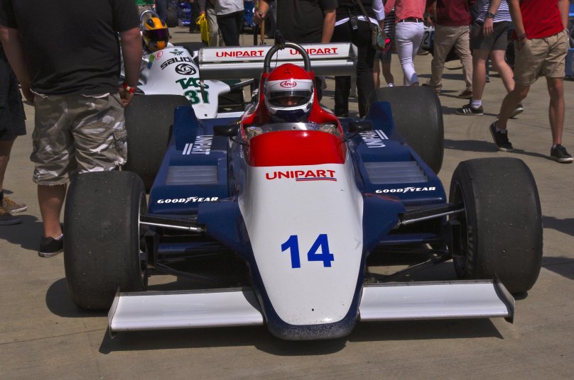 Ensign трактор