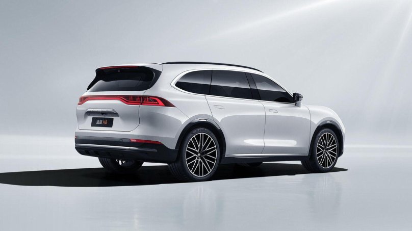 Электромобиль Yuanhang h8