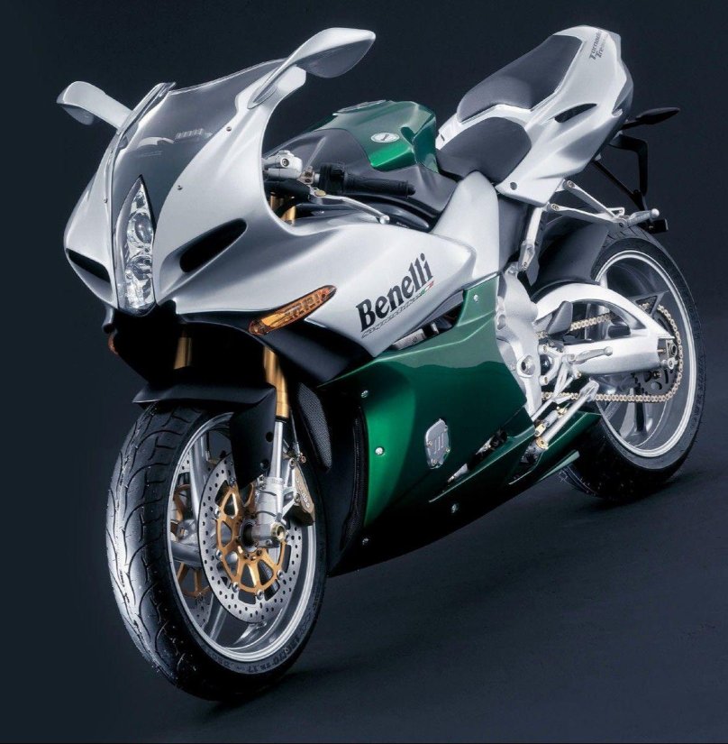 Мотоцикл Бенелли 2020 спортбайк